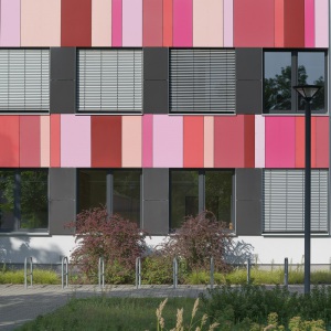 zdjęcia architektury Haus der Bildung und Technologie w Schwedt/Oder, detal architektury