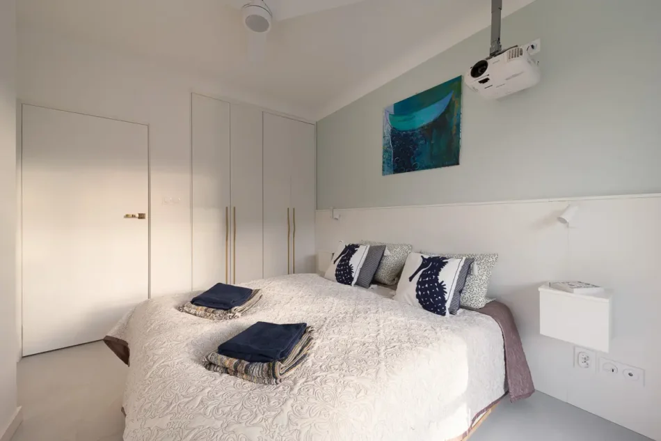 Fotograf Pobierowo, przytulna sypialnia apartamentu